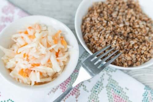 Porridge de blé Saracen et de salade